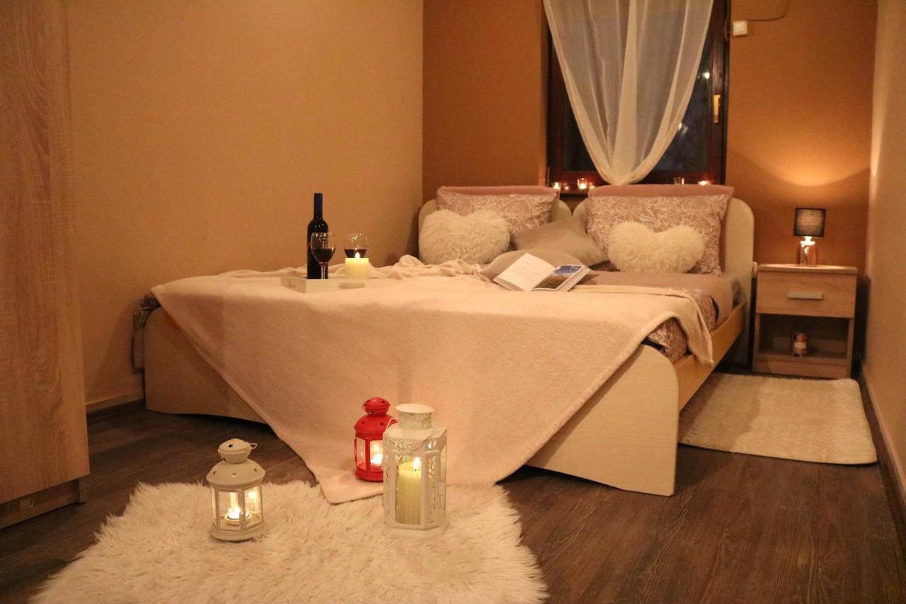 Guest House Studio Apartman Marina - With Jacuzzi, Free Parking, Pet Friendly Karlovac Exterior foto